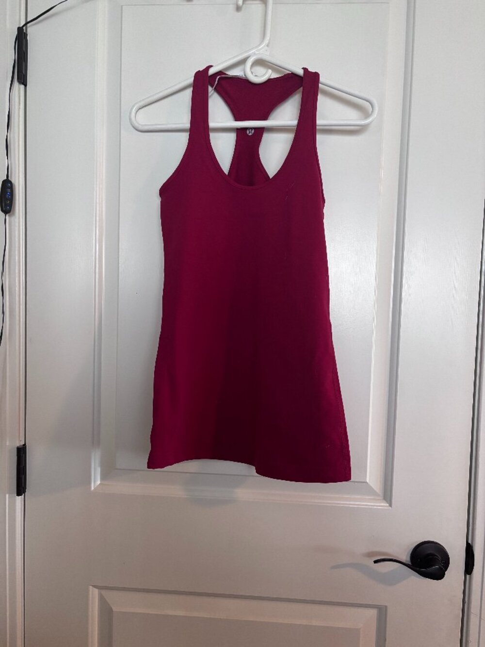 Pre-worn MINT Lululemon Women’s Purple/Burgundy Size 6 Tank Top